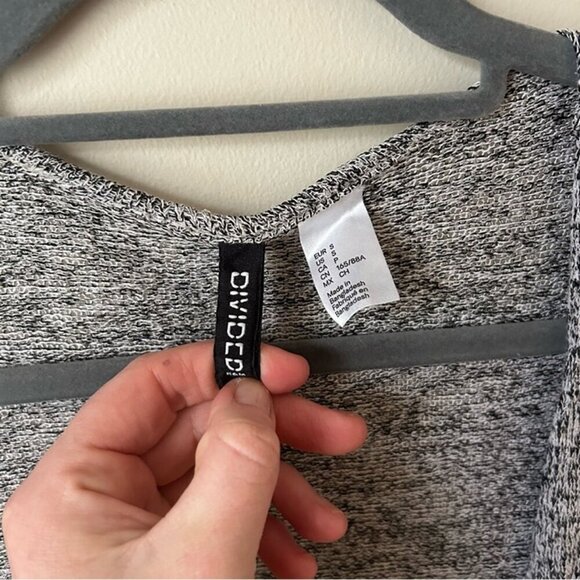 H&M Divided Gray Cardigan Sweater Open Front Lightweight Women’s Size Small - Picture 3 of 6